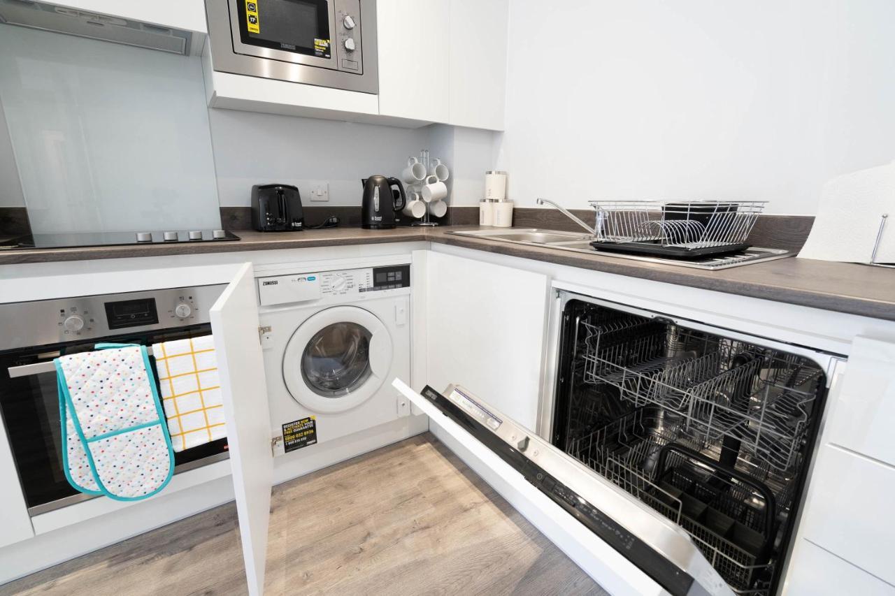 New Build - 2 Bed Snug Modern Apartment - Juliet Balcony - Roof Top Terrace - Digbeth, Birmingham City Centre - Free Netflix & Smart Tv Ngoại thất bức ảnh